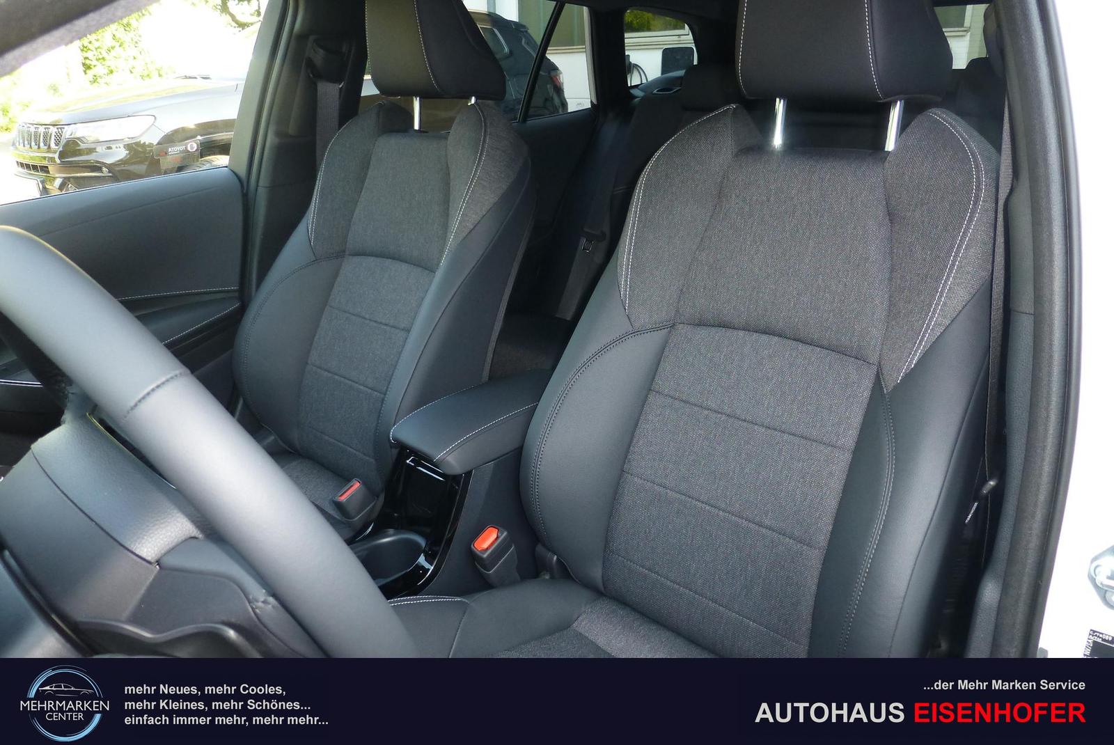 Toyota Corolla Hybride Team D Touring