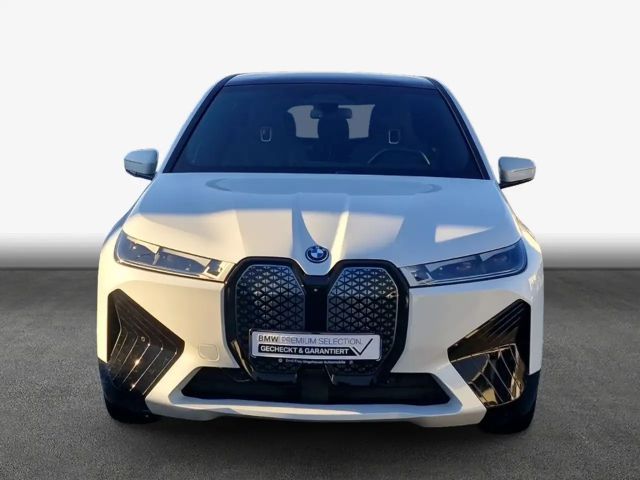 BMW iX xDrive40