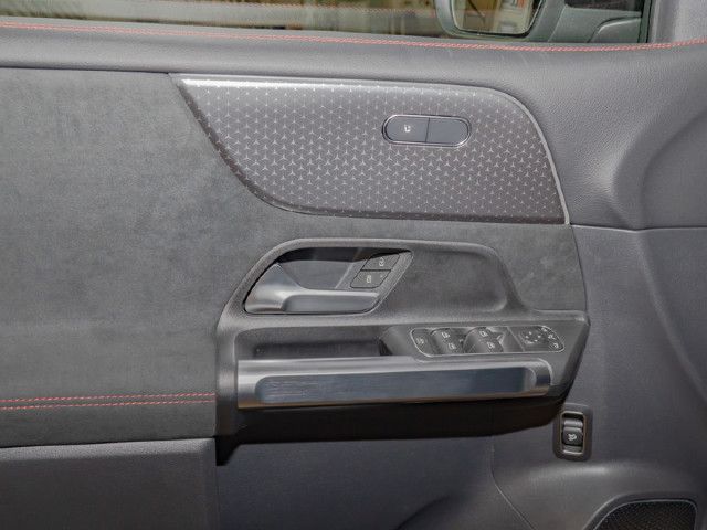 Mercedes-Benz GLB 250 4MATIC