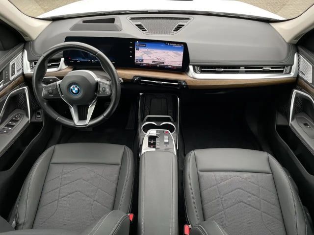 BMW iX1 xDrive30