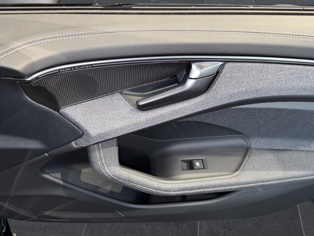 Audi A6 Quattro S-Tronic Sedan