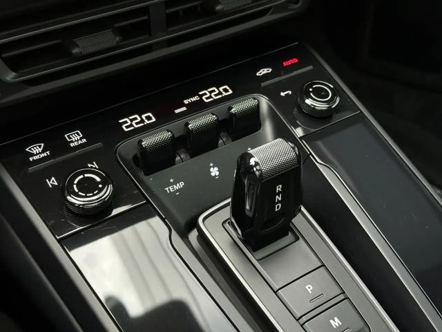 Porsche 992 4 Carrera Coupé GTS