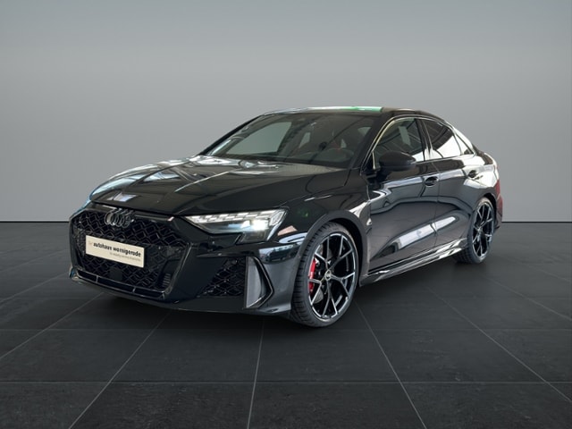 Audi RS3 Quattro S-Tronic Sedan