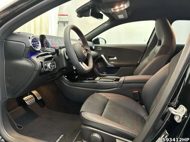 Mercedes-Benz A 180 AMG Line