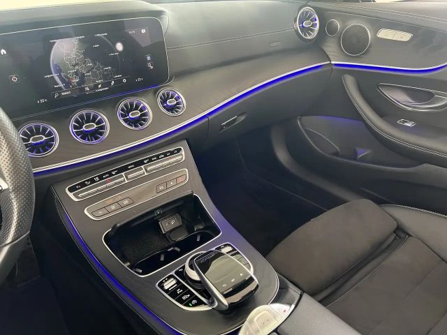 Mercedes-Benz E 200 AMG Line Cabriolet