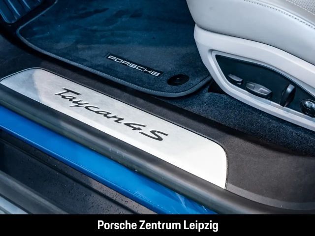 Porsche Taycan 4S Cross Turismo