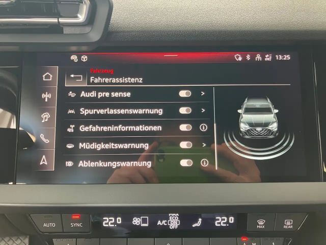 Audi A3 45 TFSI Hybride S-Line Sedan