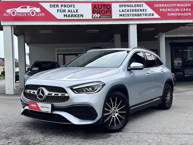 Mercedes-Benz GLA 220 AMG Line GLA 220 d