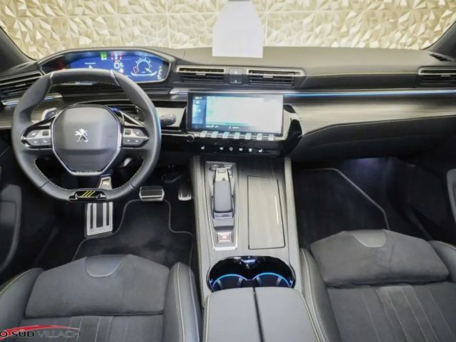 Peugeot 508 EAT8 Hybrid4