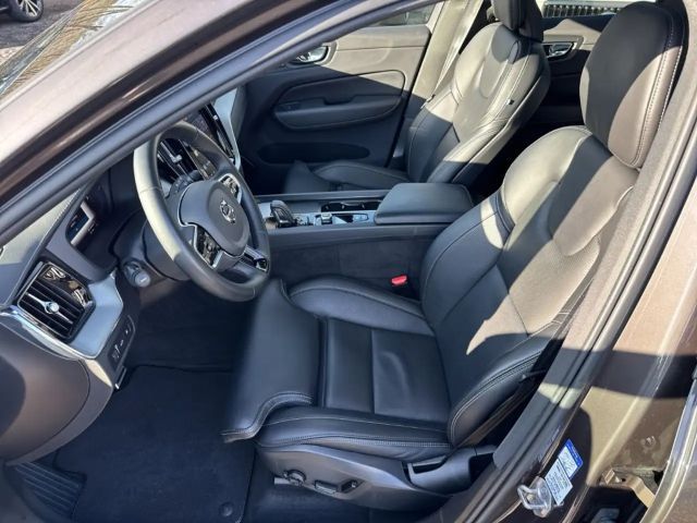 Volvo XC60 AWD R-Design