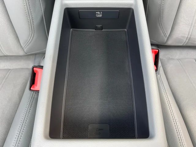 Audi A4 40 TDI Avant S-Line