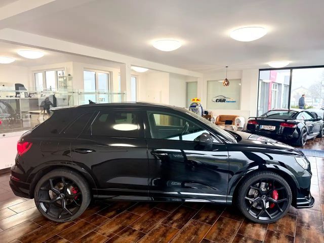 Audi RS Q3 RSQ3 2,5 TFSI *GARANTIE* SONOS* PANO* OP SCHWARZ*