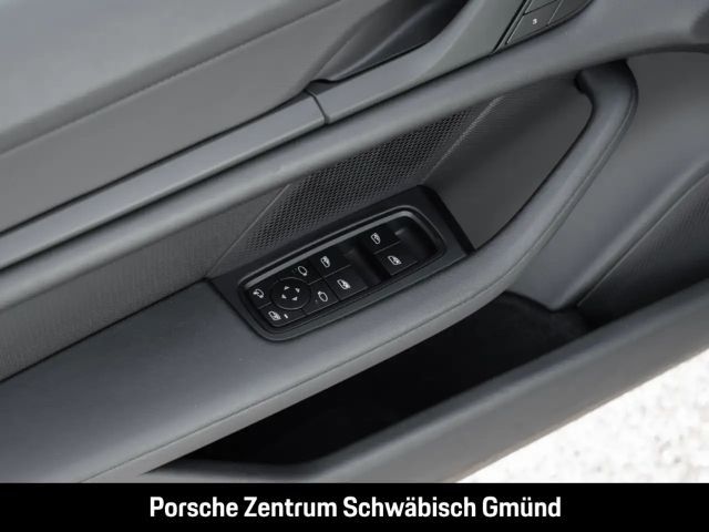 Porsche Taycan Performance Plus