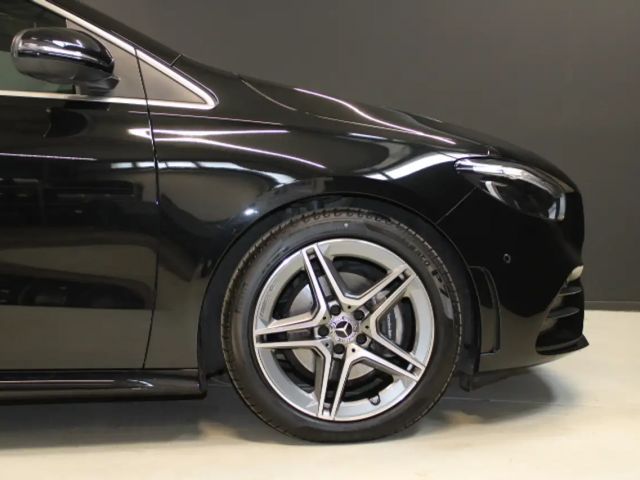 Mercedes-Benz B 180 AMG Line