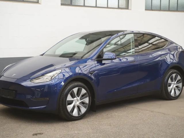 Tesla Model Y AWD Long Range