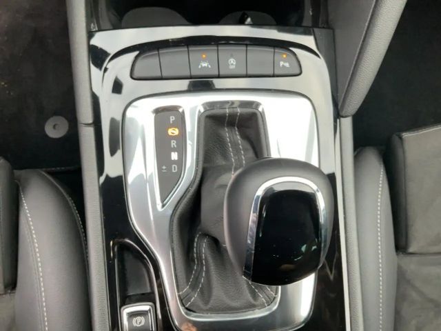 Opel Insignia 2.0 CDTI Sports Tourer Ultimate