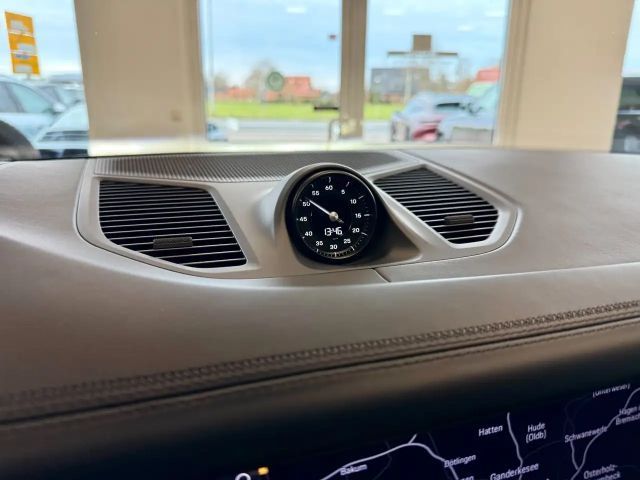 Porsche Cayenne E-Hybrid Turbo