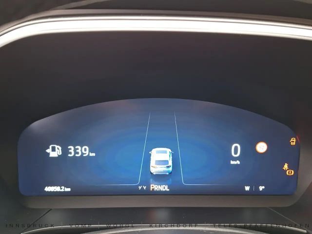 Ford Kuga AWD Hybrid Titanium