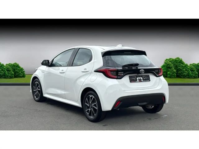 Toyota Yaris Hybride Team D