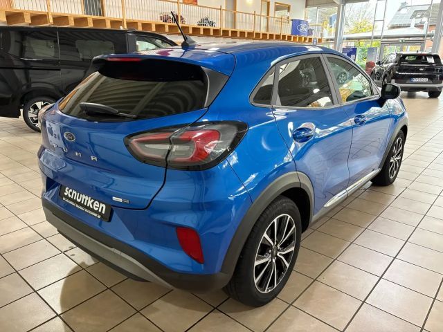 Ford Puma EcoBoost Titanium