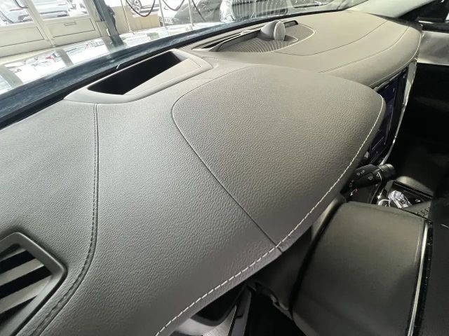 Volvo S60 AWD Dark Recharge Ultimate