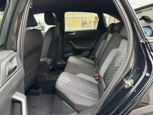 Volkswagen Taigo 1.0 TSI DSG R-Line