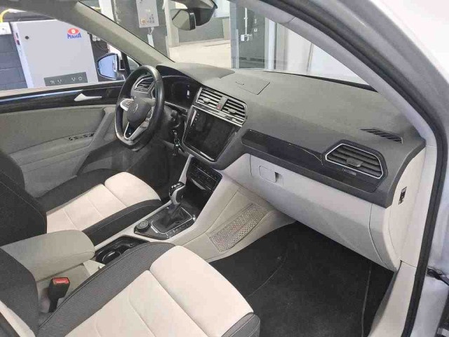 Volkswagen Tiguan 4Motion DSG Elegance Elegance