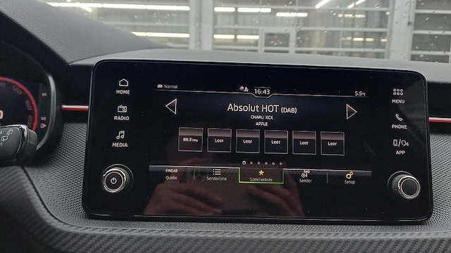 Skoda Kamiq 5JAHRE GAR.,KAMERA,PANORAMA,MATRIX-LED,SMARTLINK,TEMPOMAT