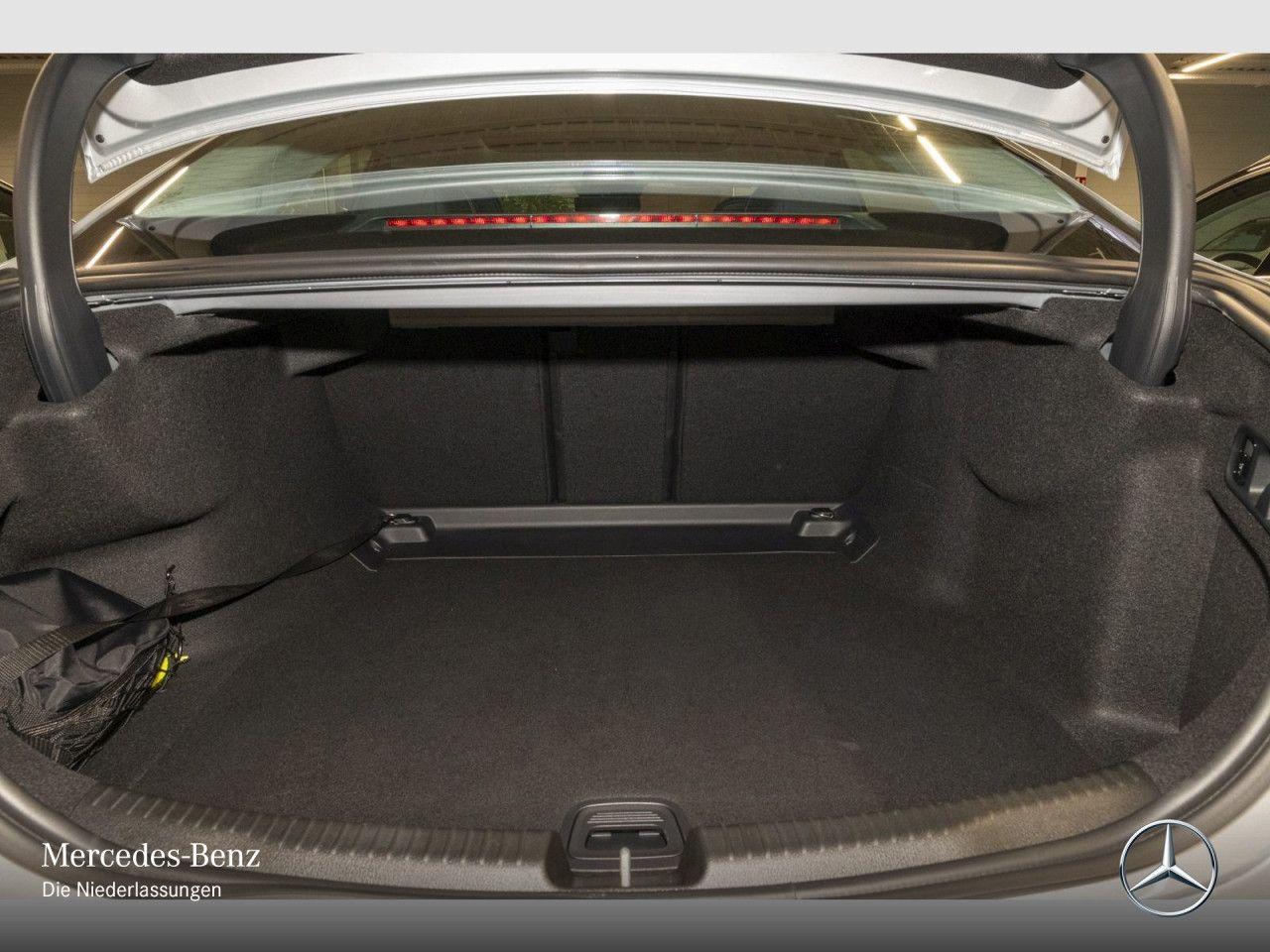 Mercedes-Benz C 200 4MATIC AVANTGARDE Sedan