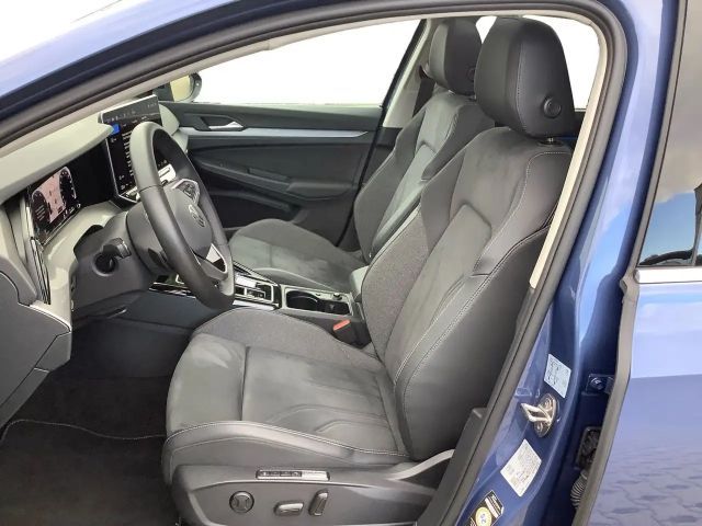 Volkswagen Golf 1.5 eTSI DSG Style Variant