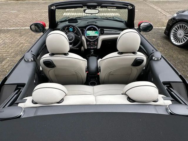 MINI John Cooper Works Cabrio John Cooper Works +Akt.Temp +Hifi h/k +RFK +App