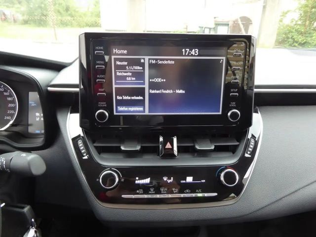 Toyota Corolla 1,5 Sedan