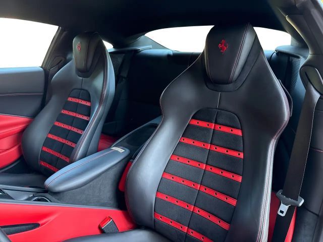 Ferrari Roma *Kamera*Navi*PDC*Klima*Leder*