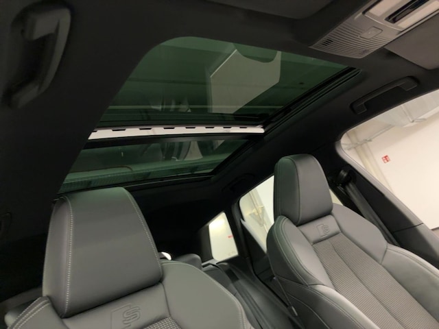 Audi Q4 e-tron Quattro