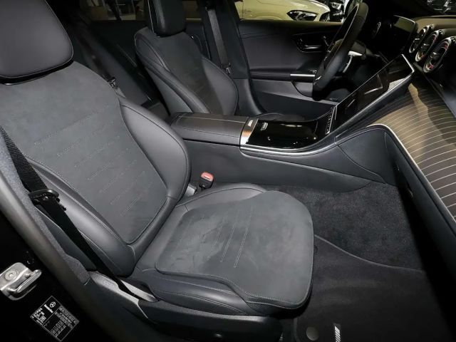 Mercedes-Benz C 220 AMG Line C 220 d Sedan