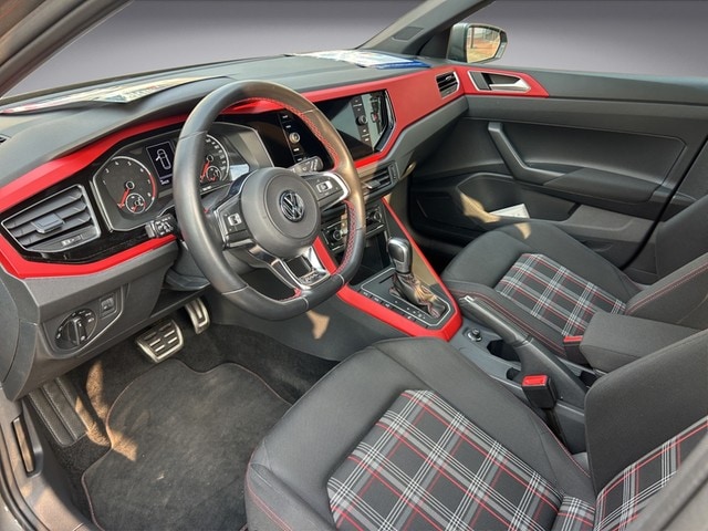 Volkswagen Polo 2.0 TSI DSG GTI