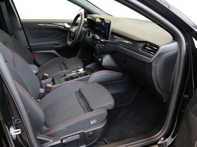 Ford Focus ST Line Wagon