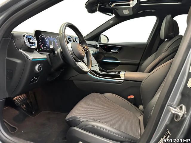 Mercedes-Benz C 200 4MATIC AVANTGARDE Sedan