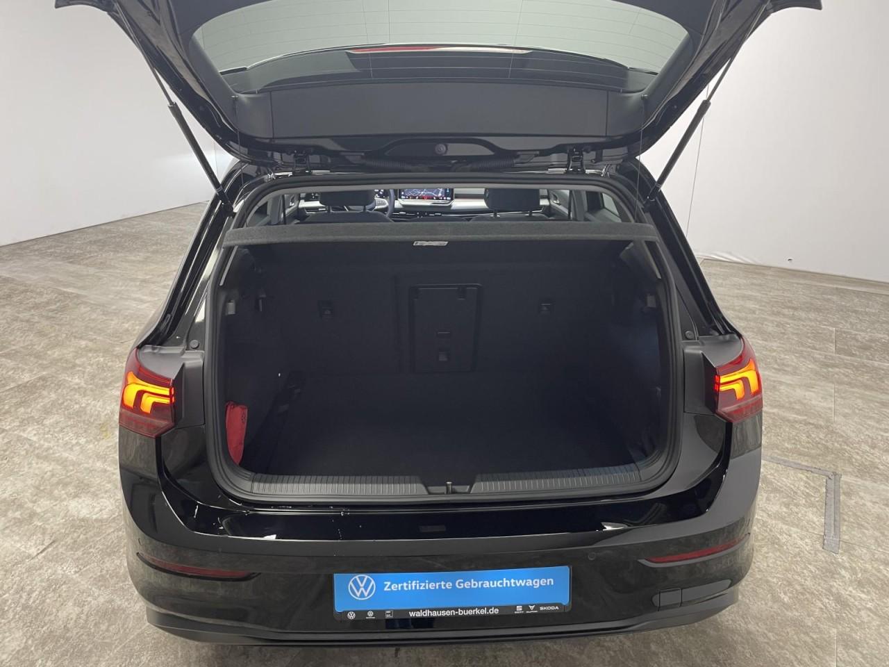 Volkswagen Golf 1.5 TSI Golf VIII Life