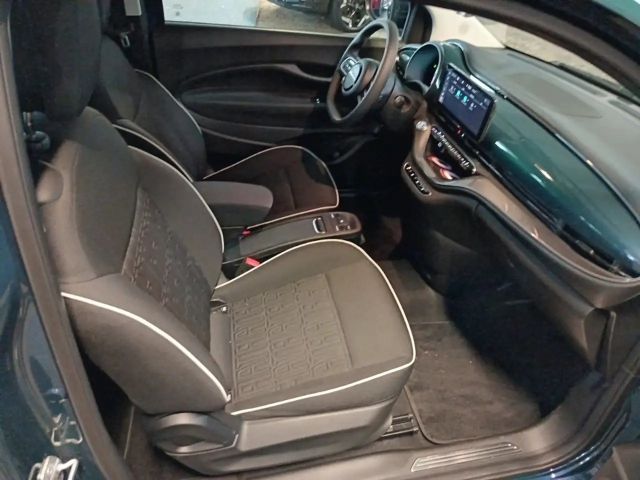 Fiat 500e Style & Komfort Paket 42kwh Batterie 360 Kamera LE