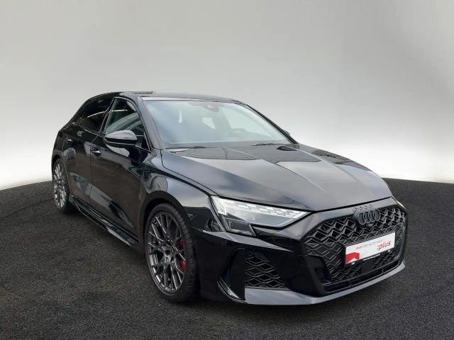 Audi RS3 Quattro S-Tronic Sedan Sportback