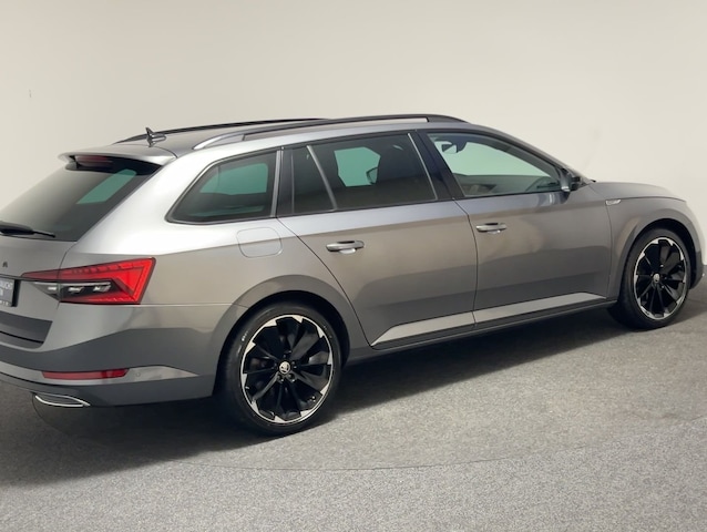 Skoda Superb 2.0 TDI Combi