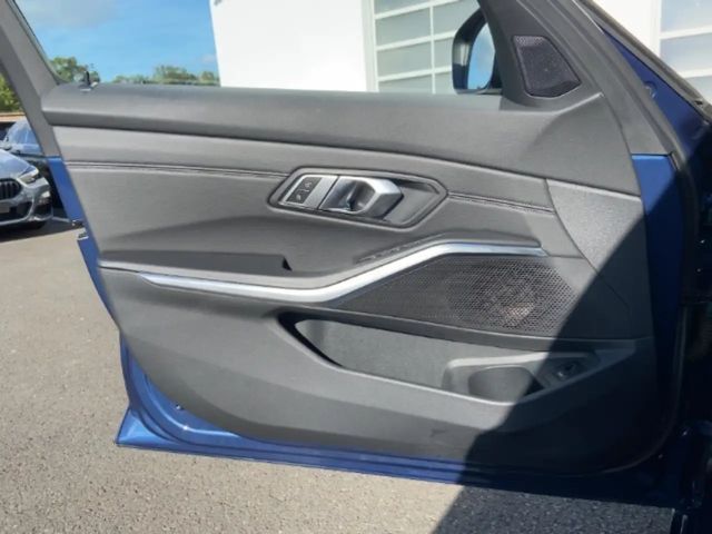 BMW 320 320d Touring xDrive