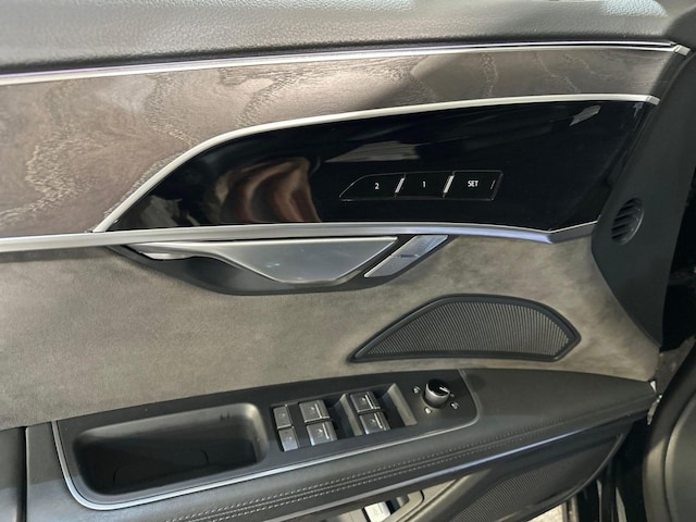 Audi A8 60 TFSI Hybride Quattro