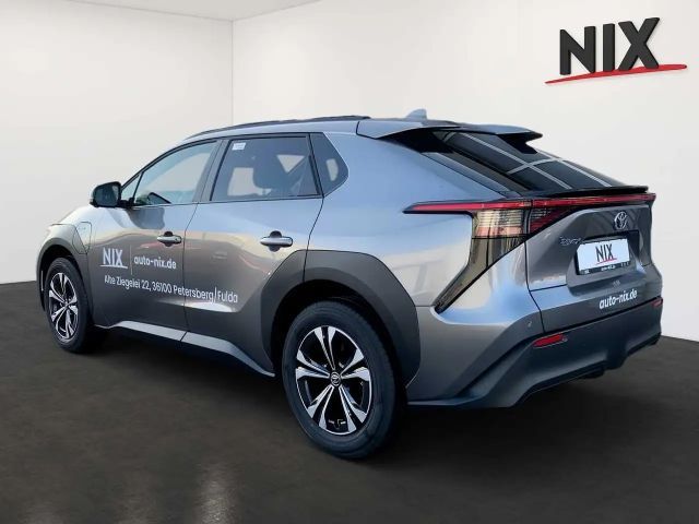 Toyota bZ4X 4x2 Team D