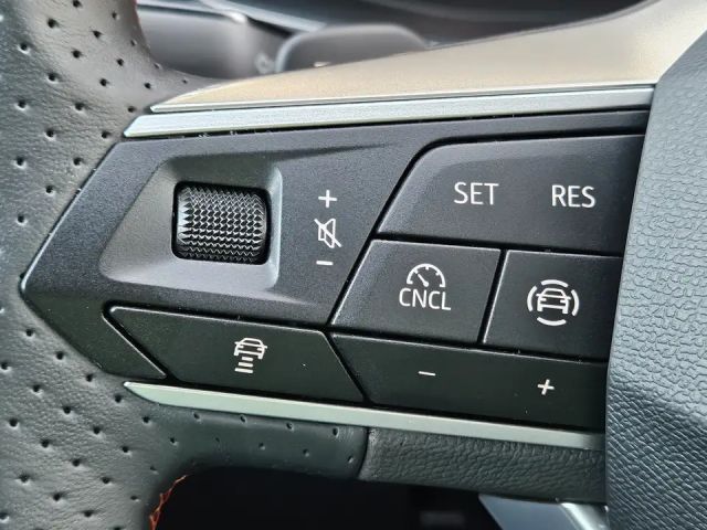 Seat Leon 1.5 eTSI FR-lijn