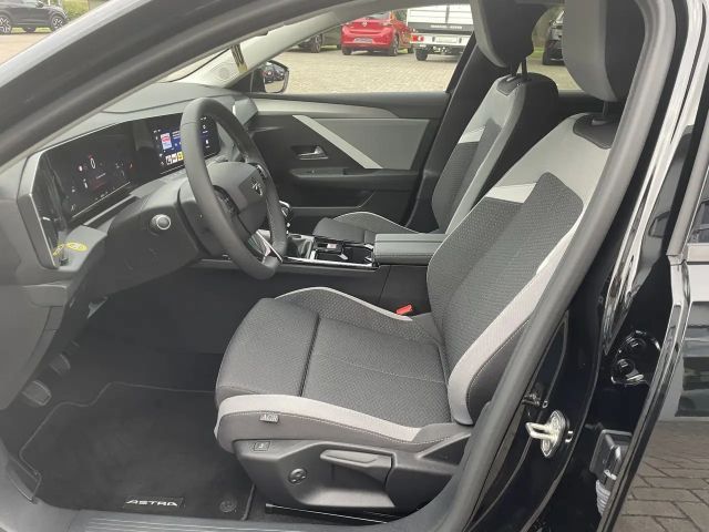 Opel Astra Edition Sports Tourer