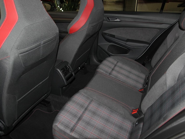 Volkswagen Golf 2.0 TSI