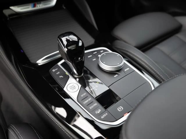 BMW X4 40d PANO STANDHZ AHK 360° LASER HUD NAVI