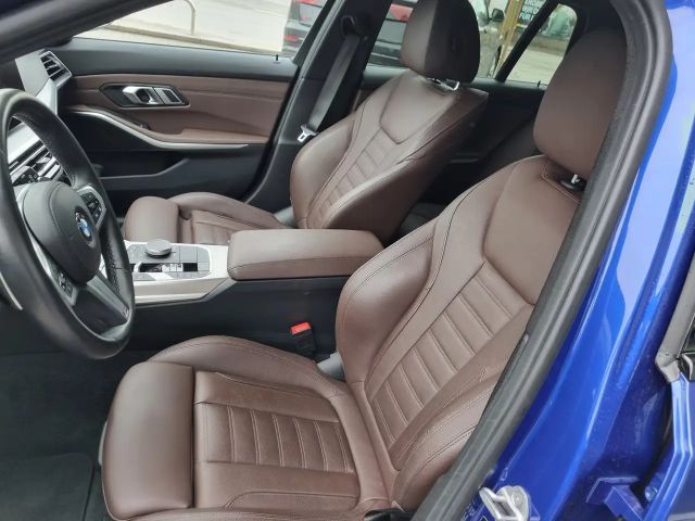 BMW 330 330d M-Sport xDrive